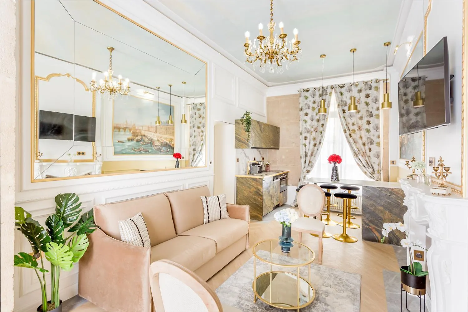 Apartment Merveil -Luxury Suite -Champs Elysees-Haussmann II Paris