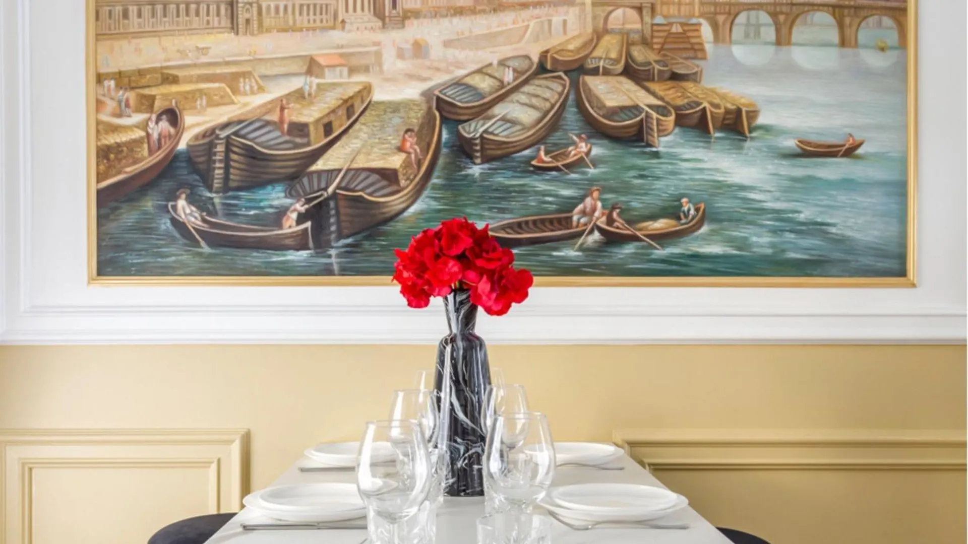 Merveil -Luxury Suite -Champs Elysees-Haussmann II Paris Apartment
